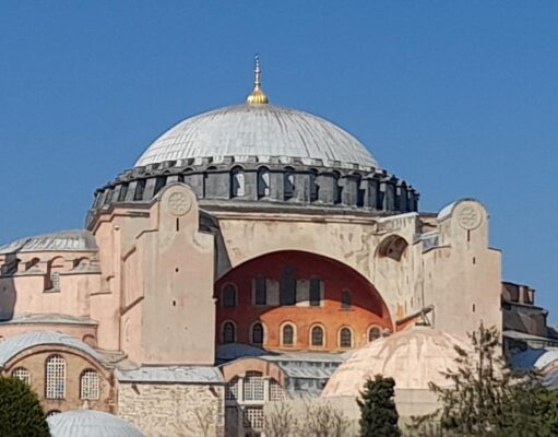 A simple Guide to Istanbul Travel: Revealing Its Enchantment